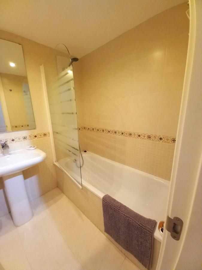 Calido Apartamento Con Gran Terraza Y Vistas A 600 Metros Del Mar Benalmádena Dış mekan fotoğraf