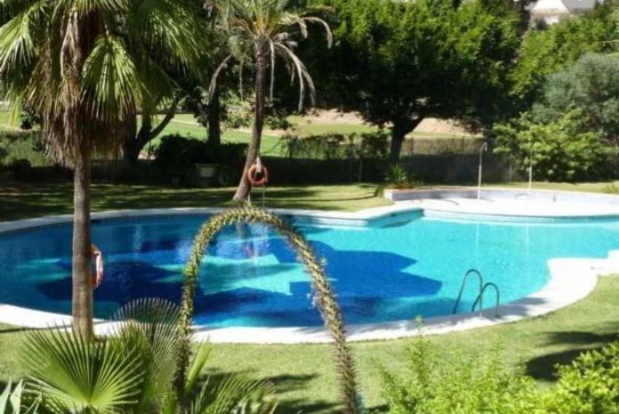 Calido Apartamento Con Gran Terraza Y Vistas A 600 Metros Del Mar Benalmádena Dış mekan fotoğraf