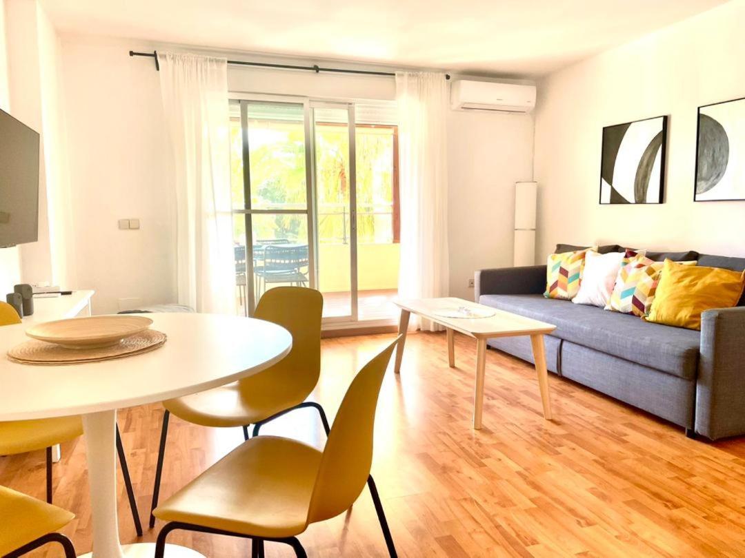 Calido Apartamento Con Gran Terraza Y Vistas A 600 Metros Del Mar Benalmádena Dış mekan fotoğraf